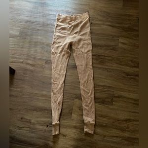 SKIMS leggings in good condition for women’s